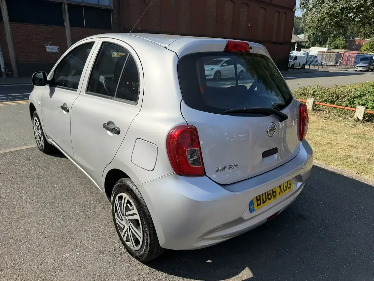 Used Nissan Micra Visia 80 HP (58 kW) 2016 Silver Hatchback