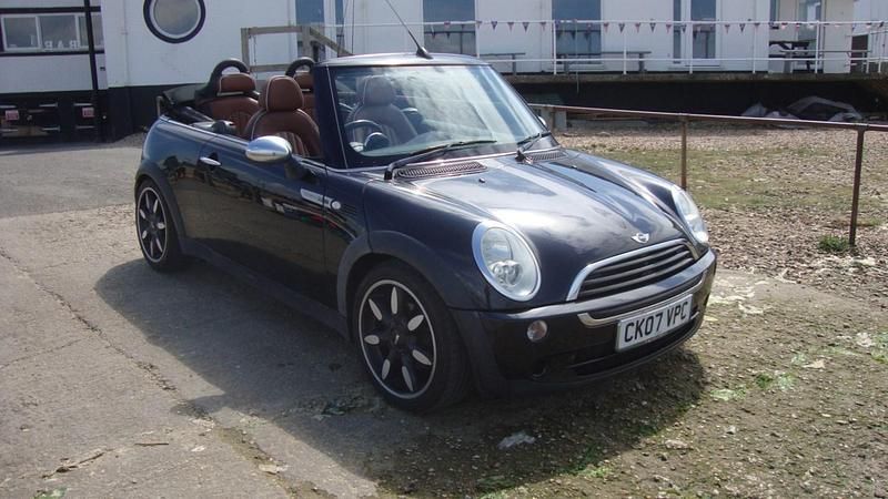 Black Used 2007 Mini ONE Hatchback | £2,000 (Fair price) - Image 1/4