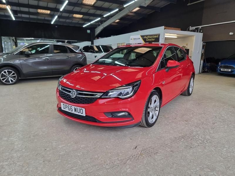 Red Used 2016 Vauxhall Astra SRi Hatchback | £4,991 (Fair price) - Image 1/4