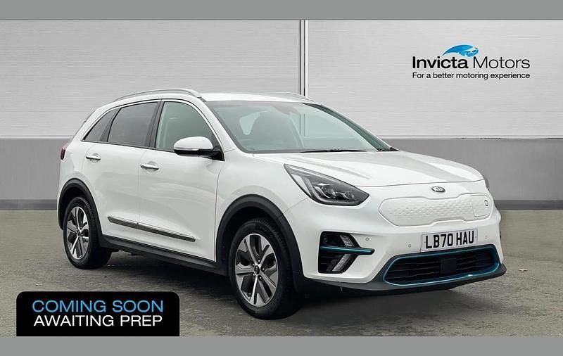 White Used 2020 Kia e-Niro SUV | £13,390 (Fair price) - Image 1/4