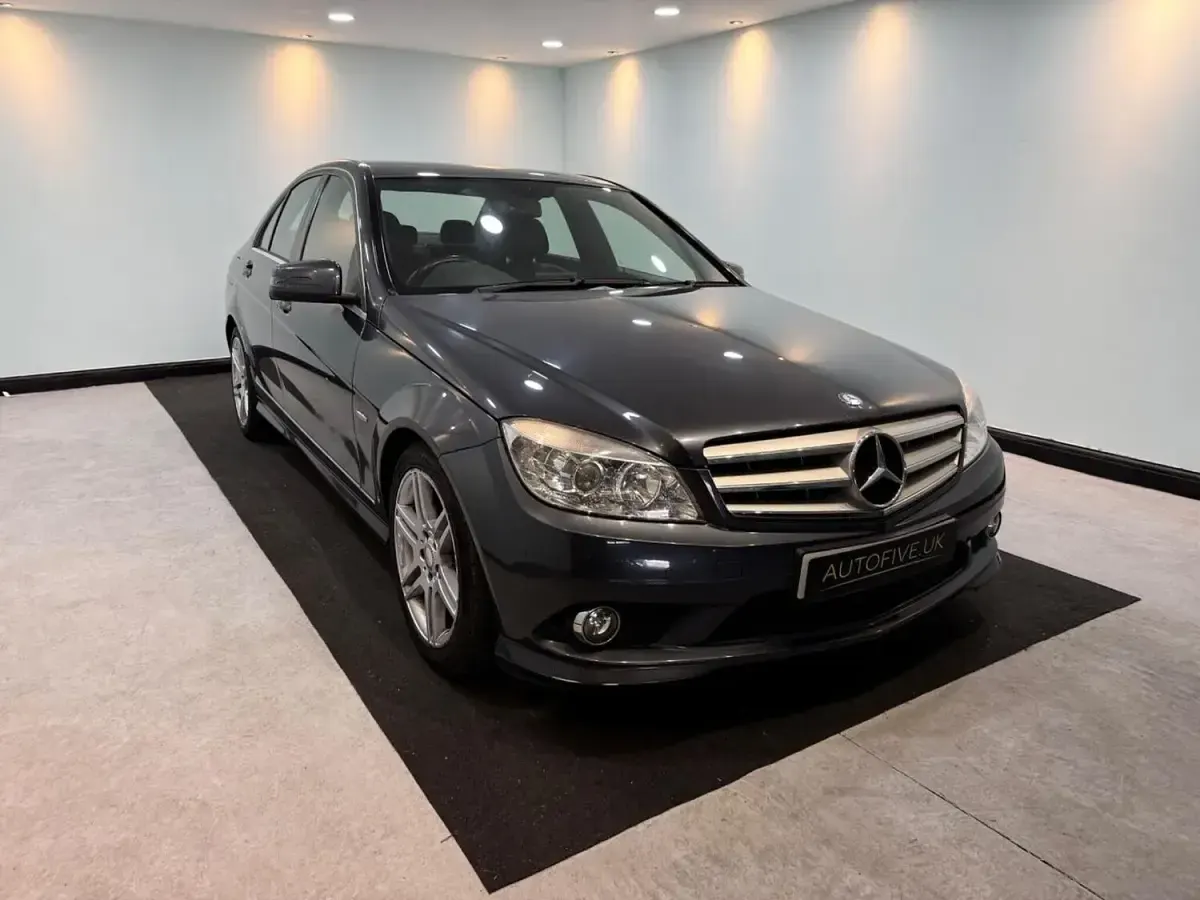 Used Mercedes C250 2010 Grey Sedan