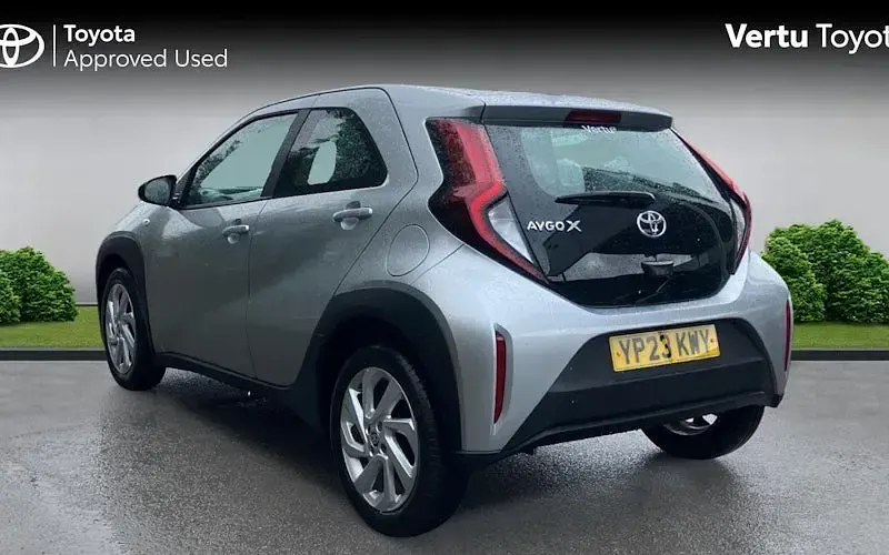 Used Toyota Aygo X PURE 72 HP (52 kW) 2025 SUV