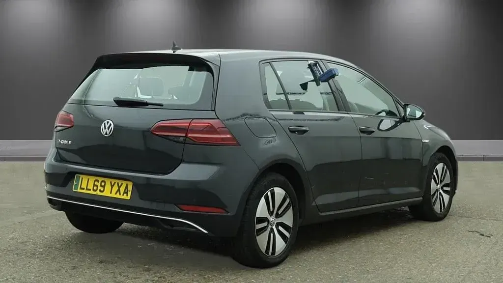 Used VW e-Golf 99 kW (135 HP) 2019 Grey Hatchback
