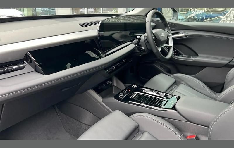 Used Audi Q6 e-tron Sport 225 kW (306 HP) 2024 Blue SUV