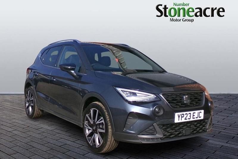 Used Seat Arona FR 147 HP (108 kW) 2023 Grey SUV