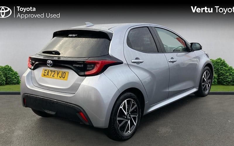 Used Toyota Yaris Hybrid Design 116 HP (85 kW) 2026 Hatchback