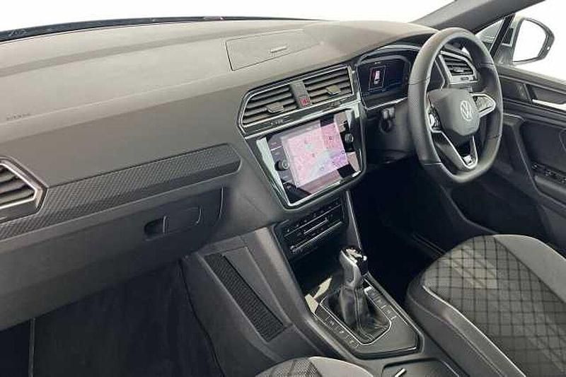 Used VW Tiguan R-line 150 HP (110 kW) 2022 Silver SUV