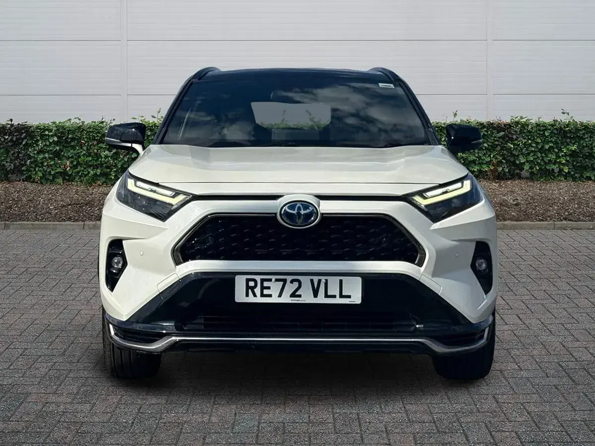 Used Toyota RAV4 Hybrid 2022 White/black SUV