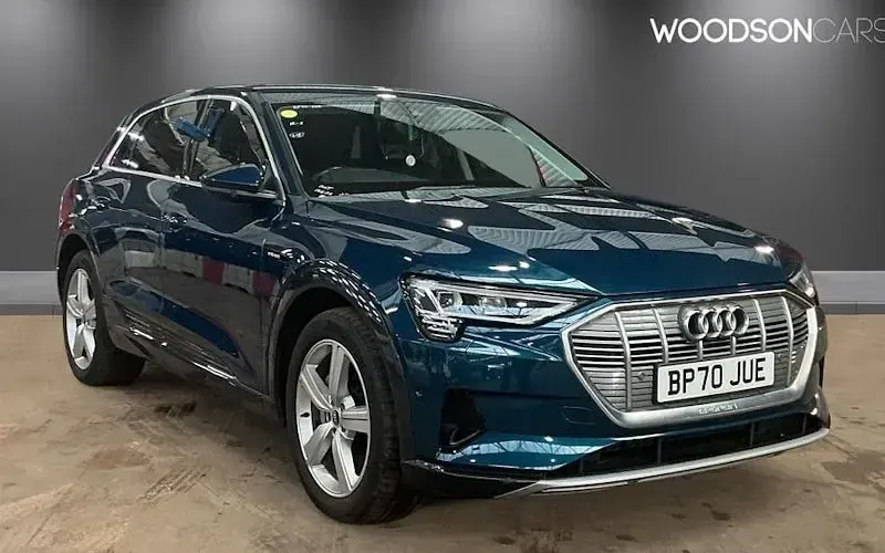 Usado Audi e-tron Advanced 230 kW (313 HP) 2021 SUV