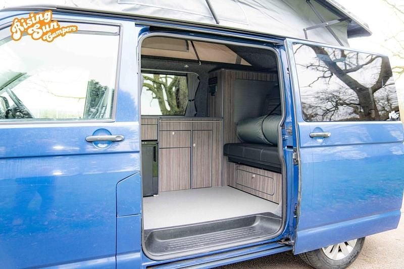 Begagnad VW T5 102 HK (75 kW) 2011 Blå Van