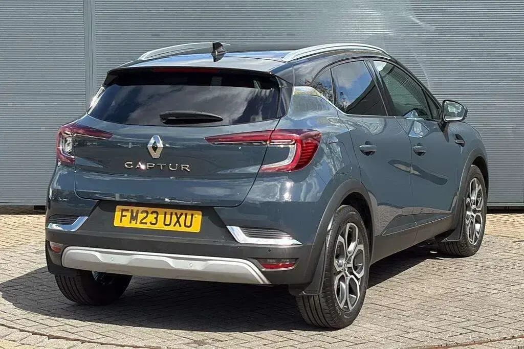 Usado Renault Captur Techno 90 HP (66 kW) 2023 Other SUV