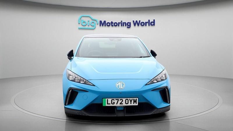 Used MG MG4 EV Trophy 2022 Blue Hatchback