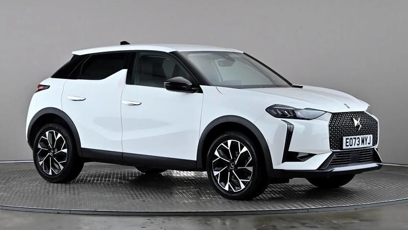 Used DS Automobiles DS3 Rivoli 131 HP (96 kW) 2023 White Hatchback