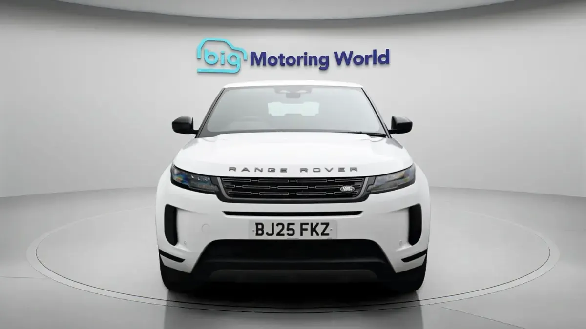 Used Land Rover Range Rover evoque S 309 HP (227 kW) 2025 White SUV