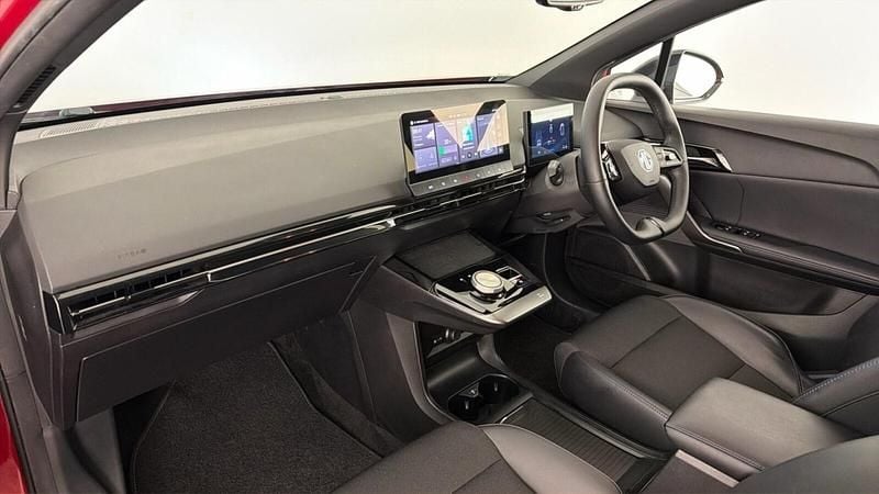 Used MG MG4 EV Trophy 180 kW (245 HP) 2024 Red Hatchback