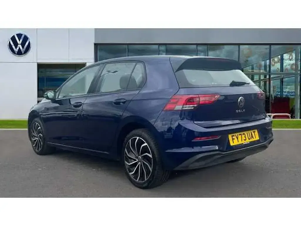 Used VW Golf VIII 115 HP (84 kW) 2023