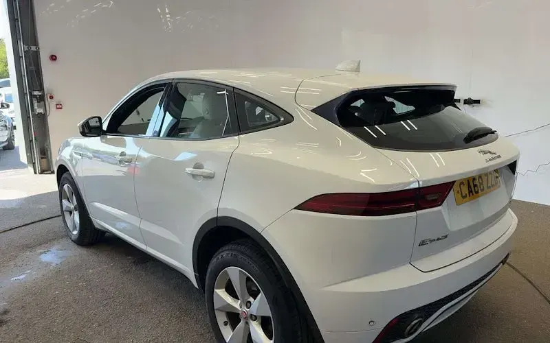 Used Jaguar E-Pace R-Dynamic 150 HP (110 kW) 2018 White SUV