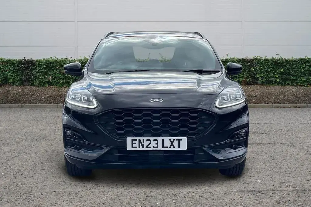 Used Ford Kuga ST-Line 150 HP (110 kW) 2023 Black SUV