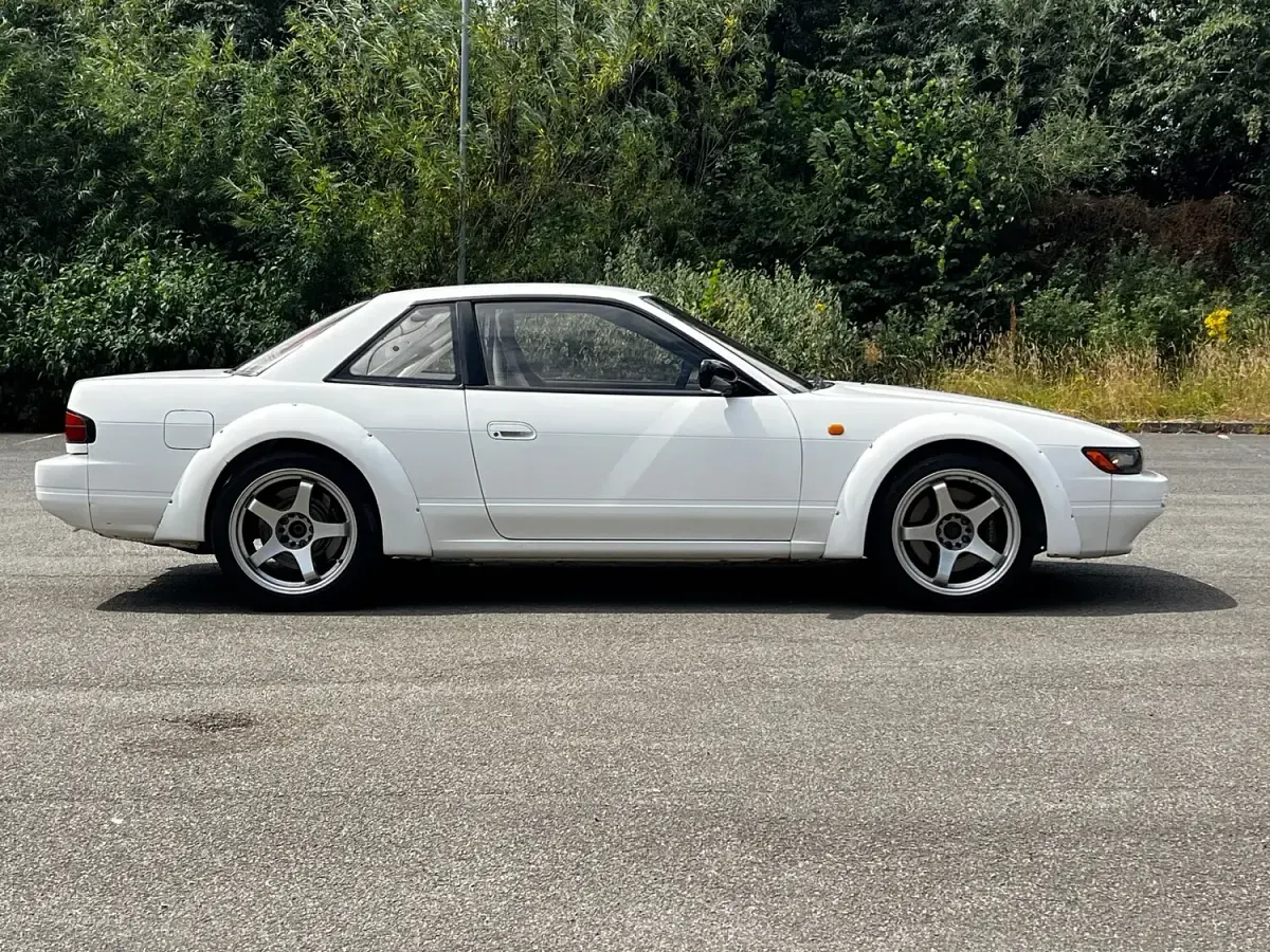 Used Nissan Silvia 1992 White Coupe