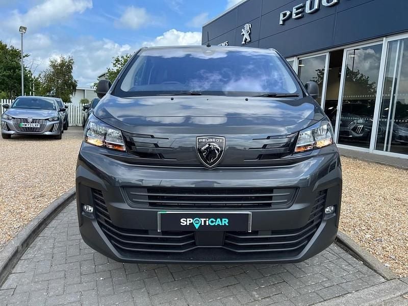 Used Peugeot e-Expert 98 kW (134 HP) 2025 Grey Van