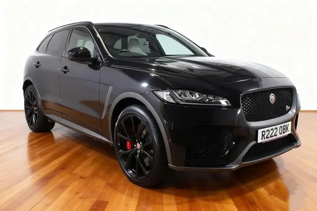 Used Jaguar F-Pace SVR 550 HP (404 kW) 2020 Black SUV