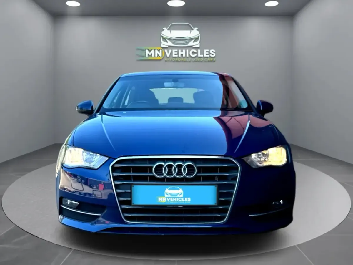Used Audi A3 Comfort 110 HP (80 kW) 2016 Blue Hatchback