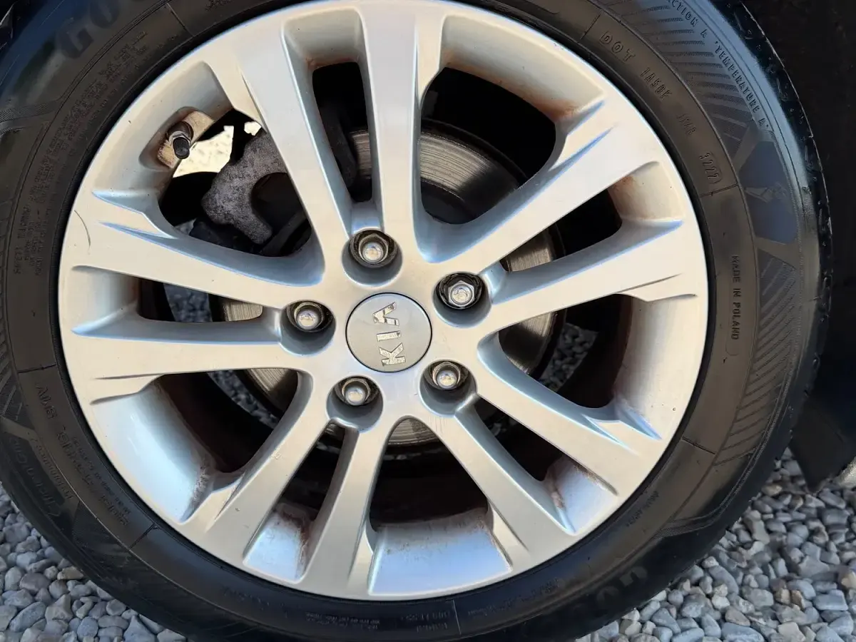 Used Kia Ceed 2015 Silver Hatchback