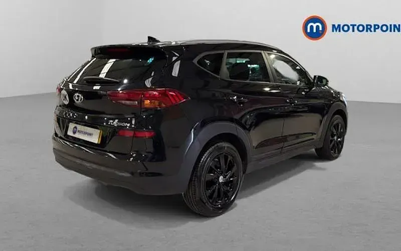 Used Hyundai Tucson SE 132 HP (97 kW) 2020 Black SUV
