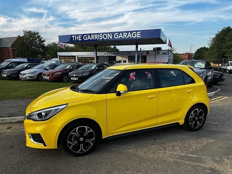 Used MG MG3 Exclusive 106 HP (77 kW) 2018 Yellow Hatchback