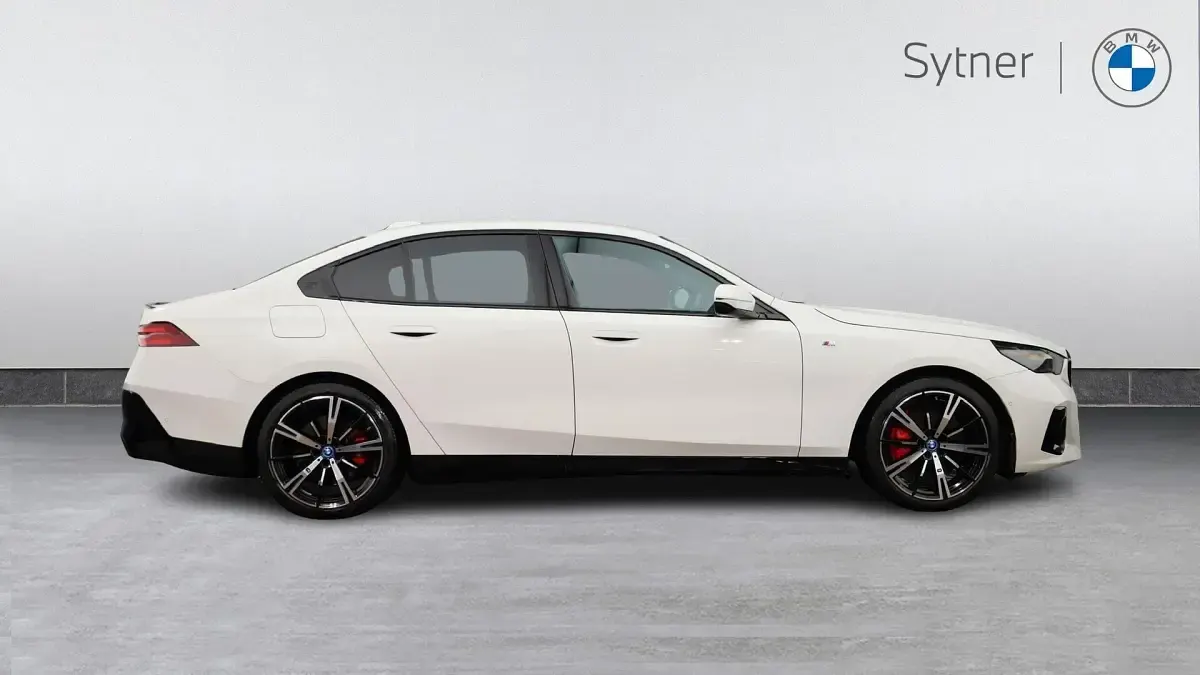 Used BMW i5 M Sport 246 kW (335 HP) 2024 White
