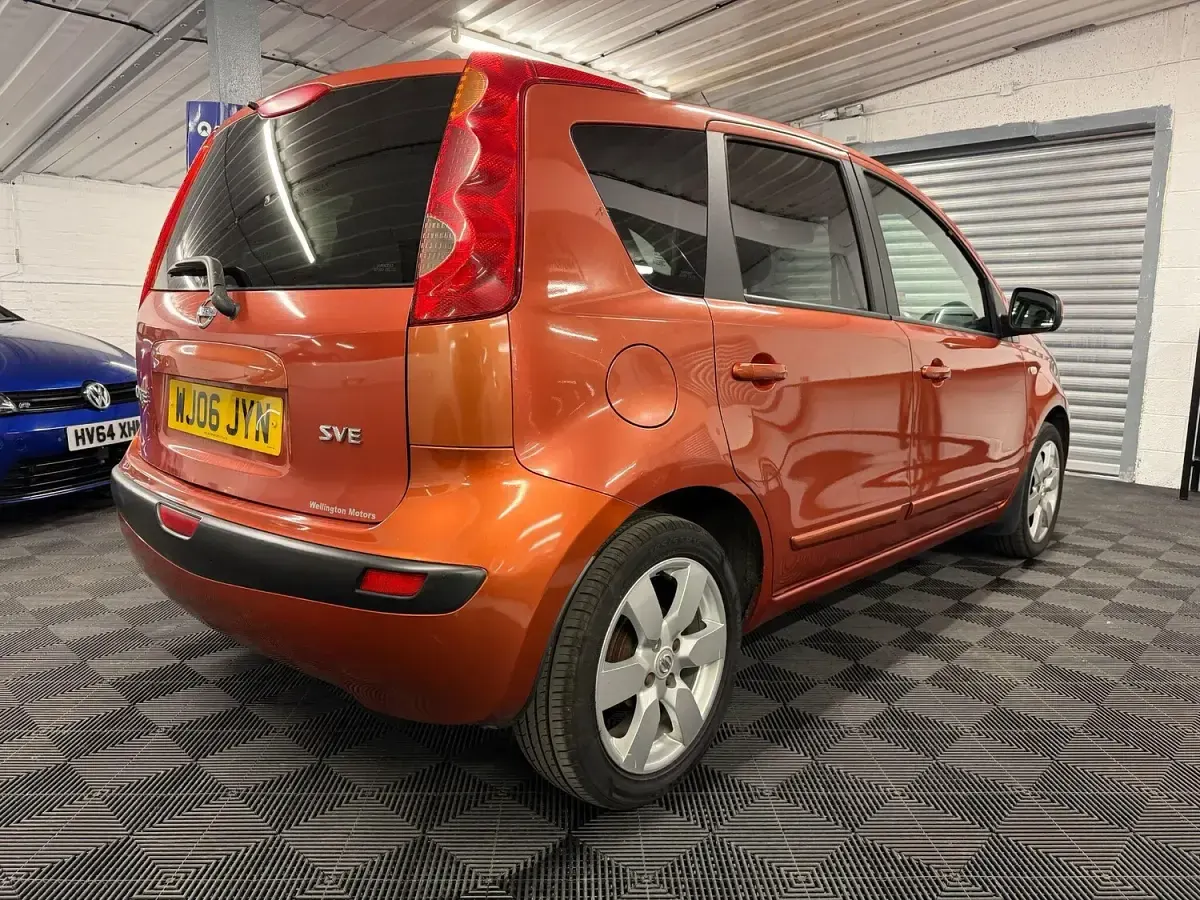 Used Nissan Note 110 HP (80 kW) 2006 Orange Hatchback