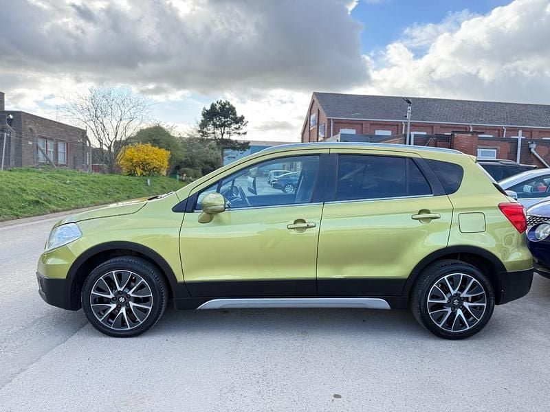 Used Suzuki SX4 SZ-T 120 HP (88 kW) 2016 Green Hatchback