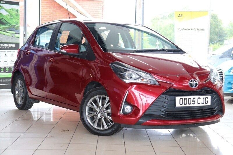 Red Used 2019 Toyota Yaris Hatchback | £11,110 (Fair price) - Image 1/4
