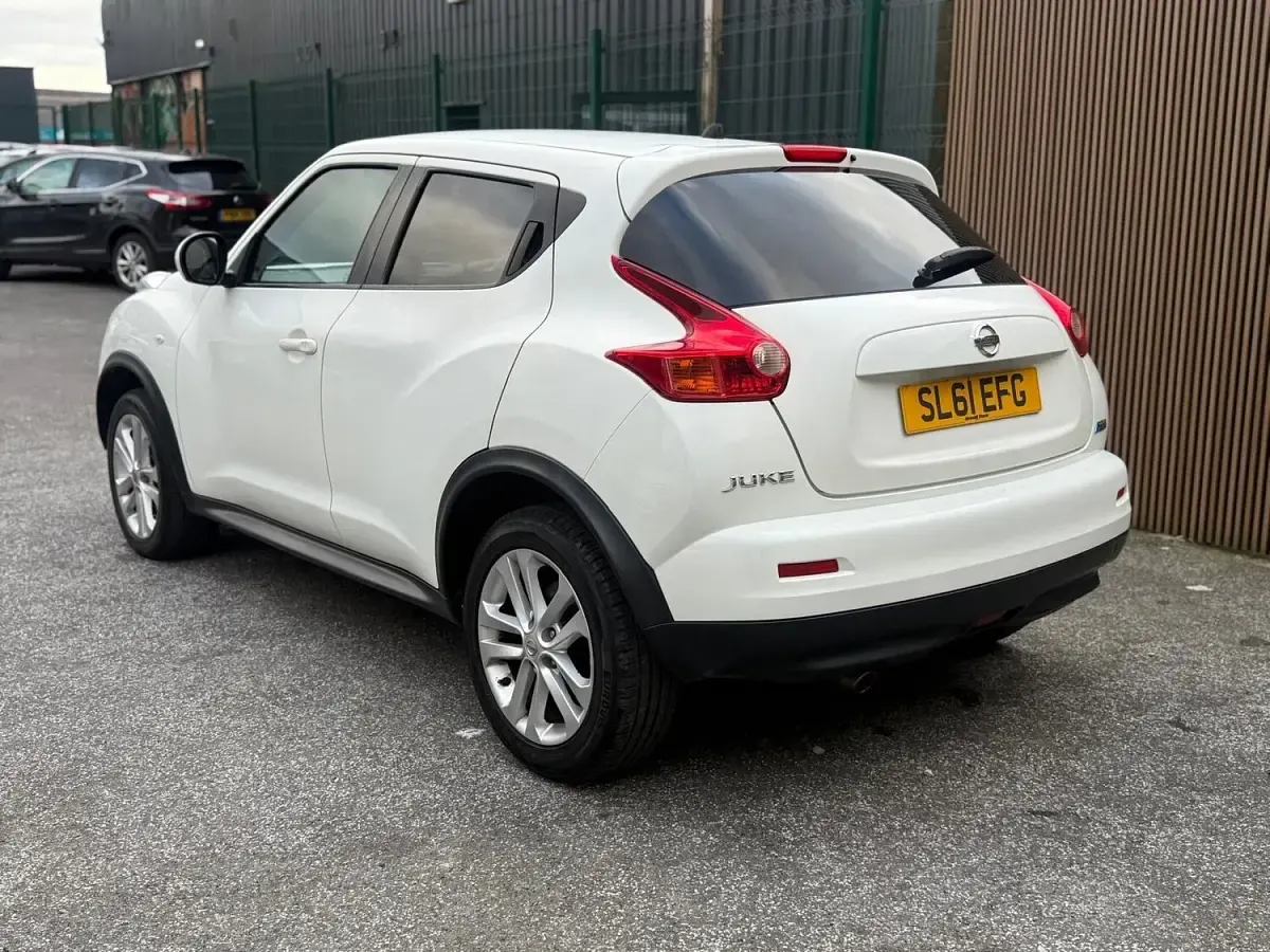 Used Nissan Juke Acenta 110 HP (80 kW) 2011 White SUV