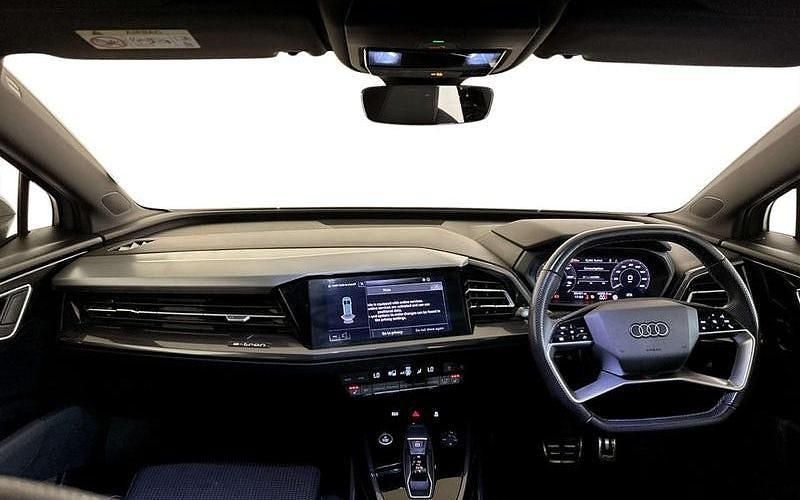 Used Audi Q4 e-tron S-Line 150 kW (204 HP) 2023 SUV