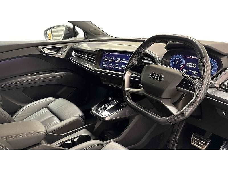 Used Audi Q4 e-tron Comfort 219 kW (299 HP) 2021 White SUV