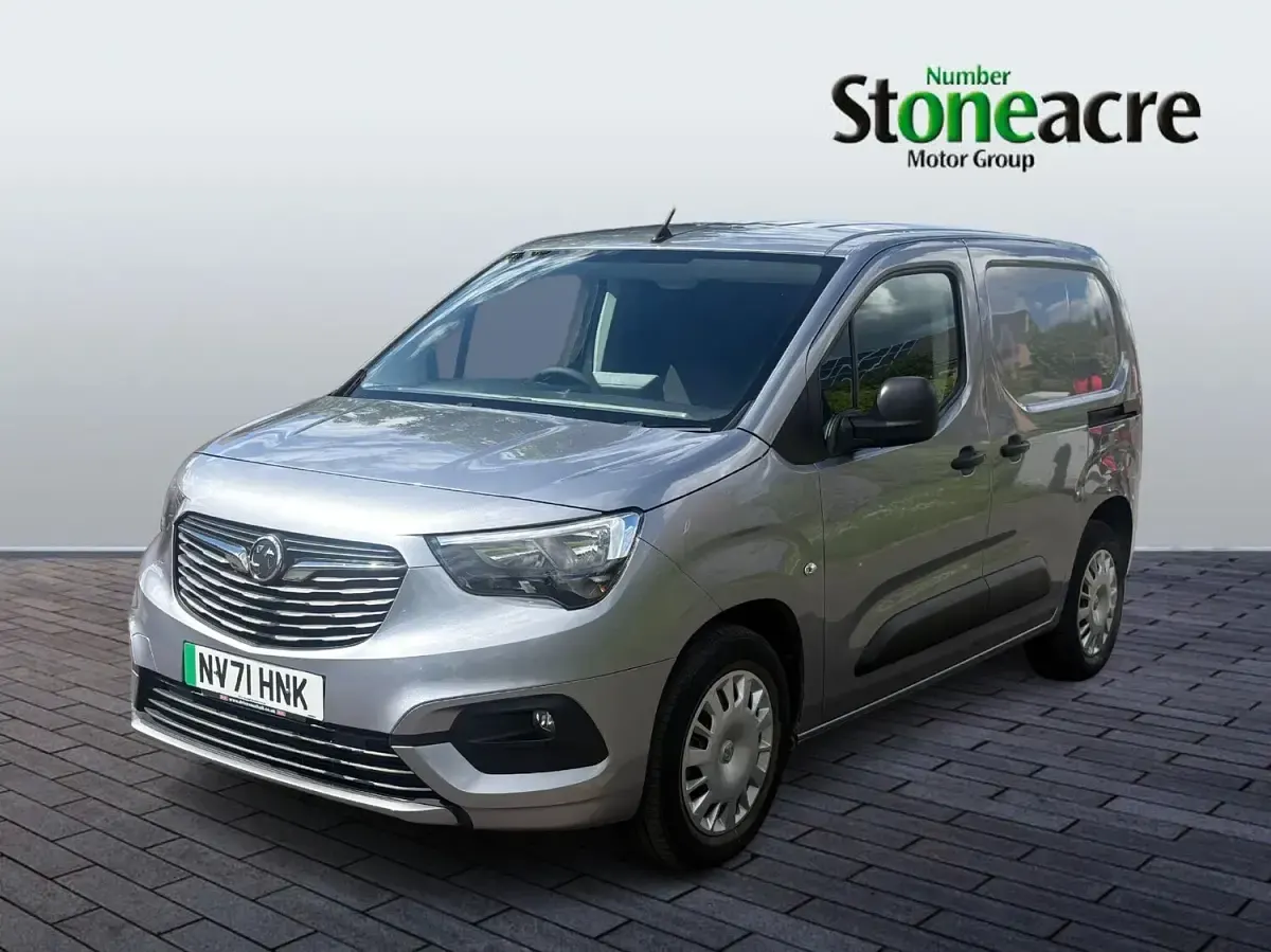 Used Vauxhall Combo Sportive 100 kW (136 HP) 2021 Grey MPV