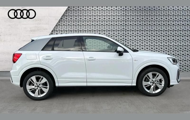 New Audi Q2 S-Line 147 HP (108 kW) 2025 White SUV