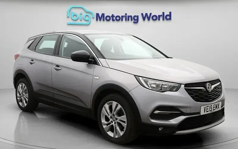 Used Vauxhall Grandland X Sport 131 HP (96 kW) 2019 SUV