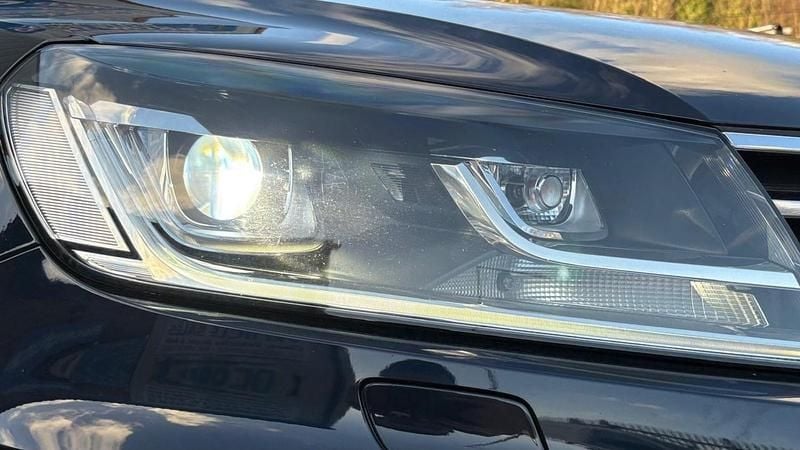 Used VW Touareg R-line 2016 Blue SUV