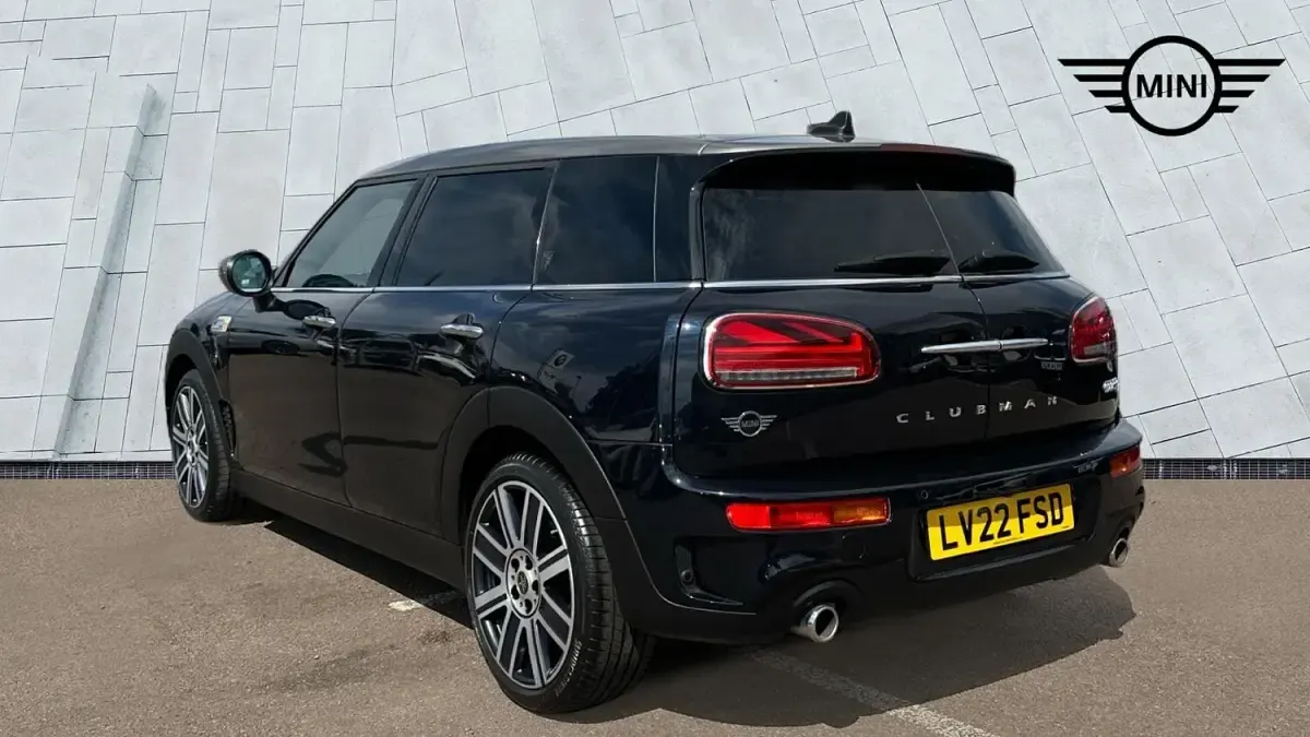 Used Mini Cooper Clubman Exclusive 178 HP (130 kW) 2022 Black Estate