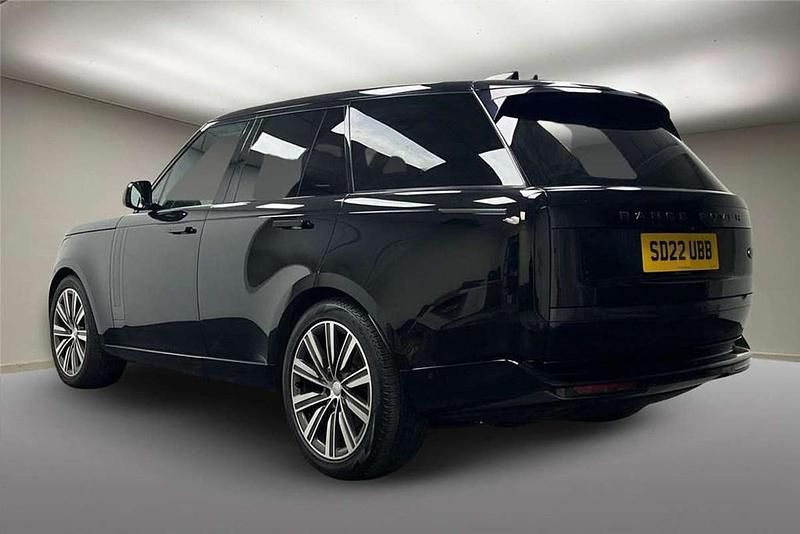 Used Land Rover Range Rover SE 296 HP (217 kW) 2022 Black SUV