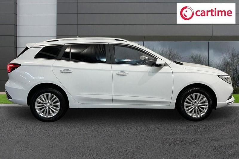 Used MG MG5 EV Exclusive 61 kW (83 HP) 2022 White Estate
