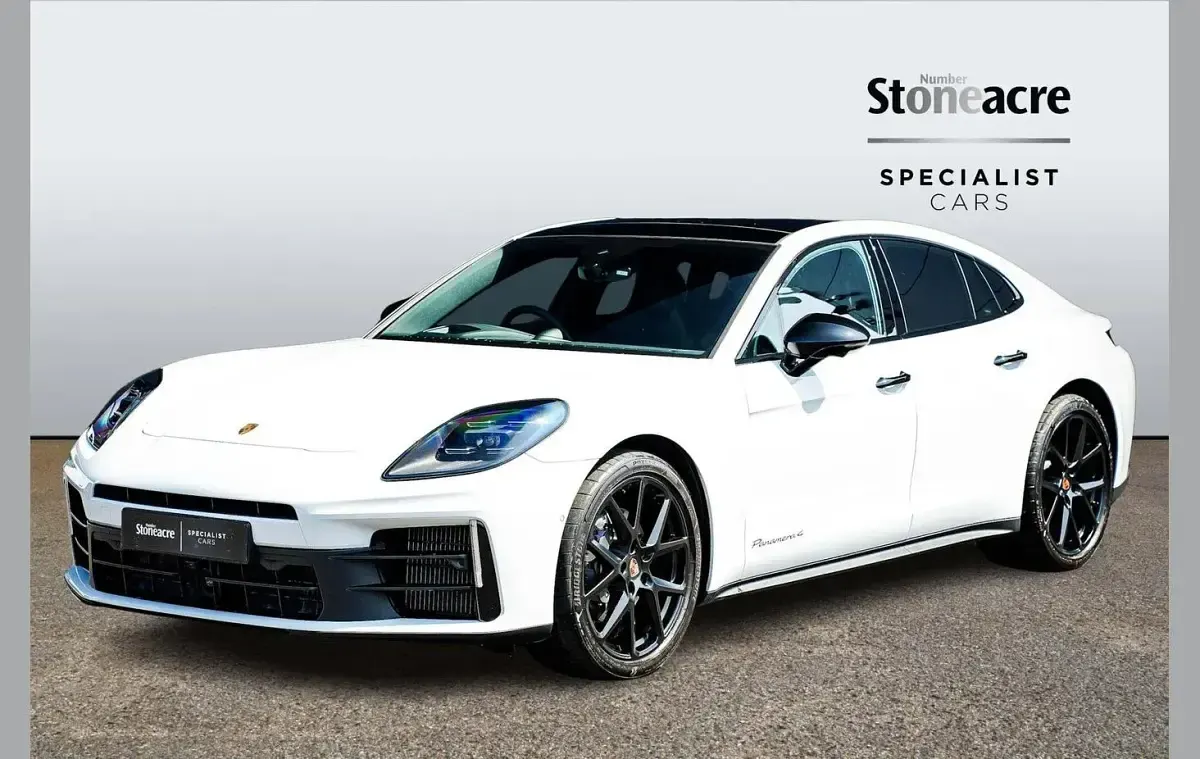 Used Porsche Panamera 353 HP (259 kW) 2026 White Hatchback