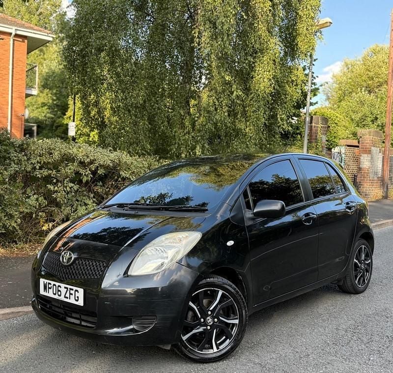 Black Used 2006 Toyota Yaris T3 Hatchback | £995 (Fair price) - Image 1/4