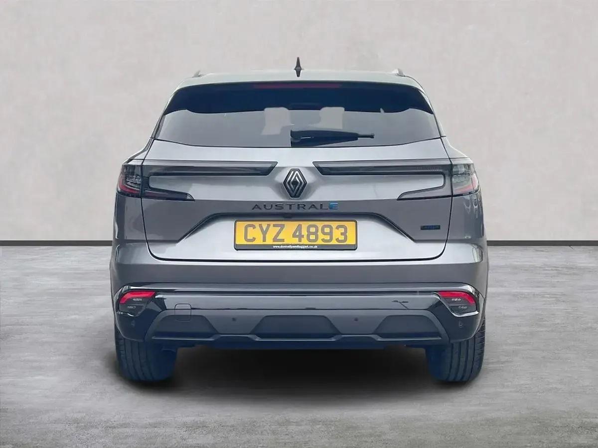 Used Renault Austral Techno Esprit Alpine 200 HP (147 kW) 2023 Grey/black SUV