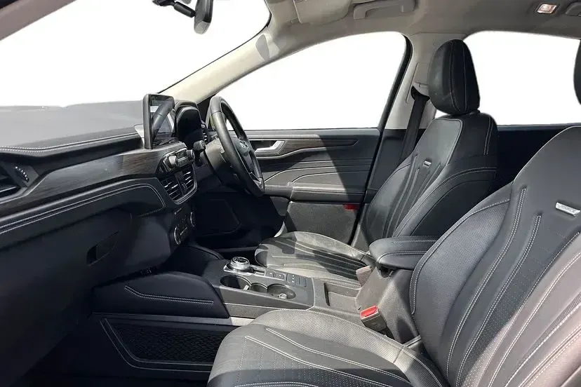 Used Ford Kuga Vignale 187 HP (137 kW) 2021 Agate black SUV