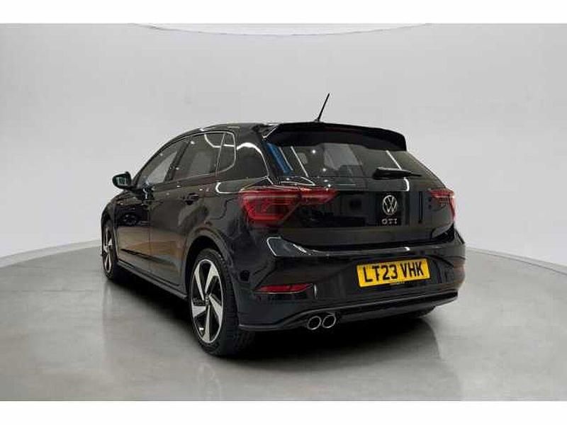 Begagnad VW Polo 207 HK (152 kW) 2023 Halvkombi