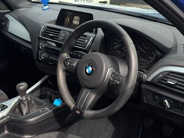 Używany BMW 120 M Sport 190 KM (139 kW) 2017 Niebieski Hatchback