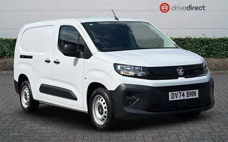 New 2025 Vauxhall Combo MPV | £15,798 (Super price) - Image 1/4